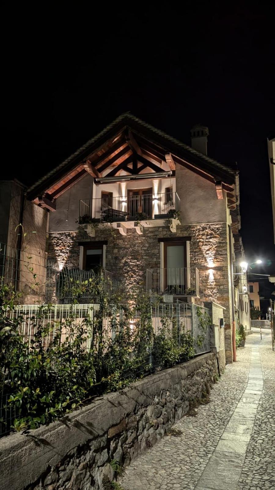 La Via Del Sale Accommodations Holidays Домодоссола Экстерьер фото