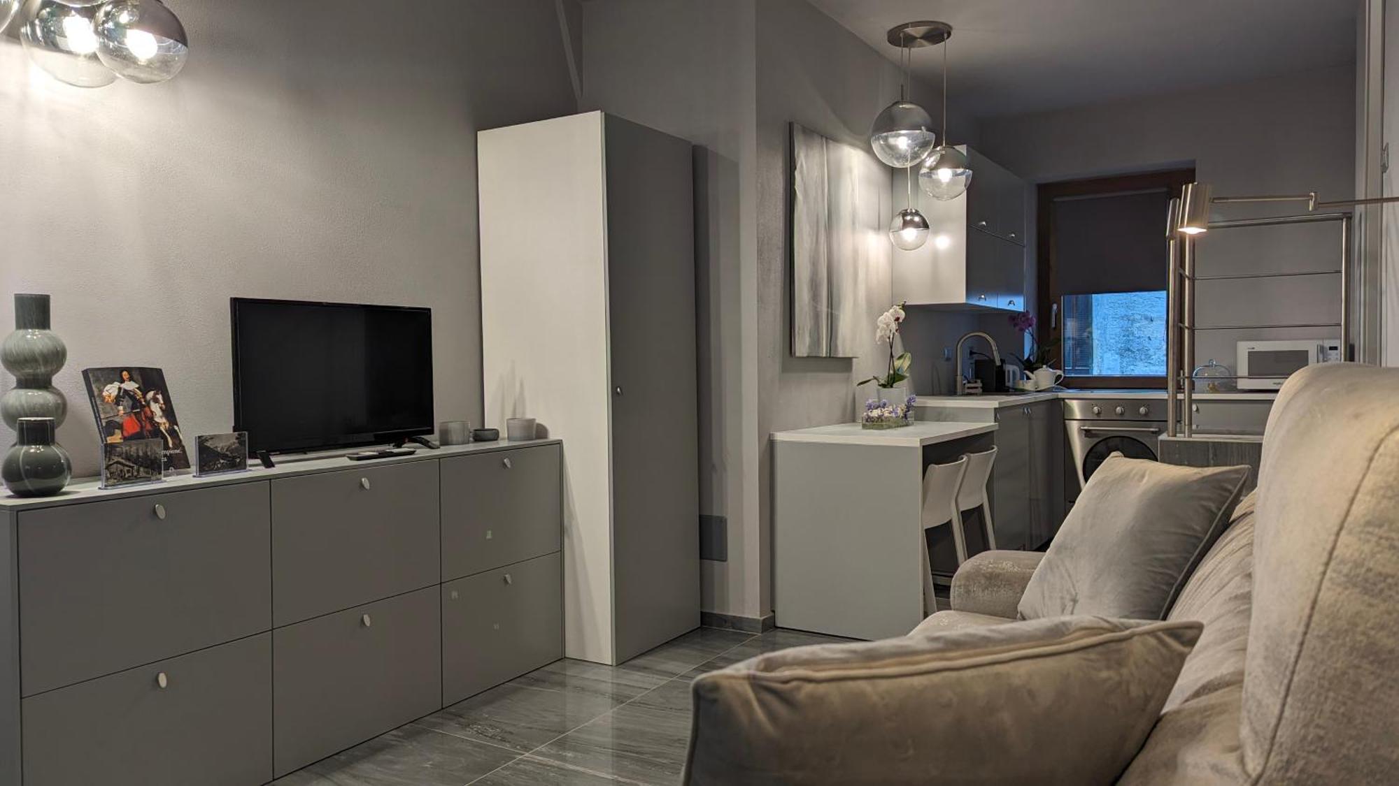 La Via Del Sale Accommodations Holidays Домодоссола Экстерьер фото